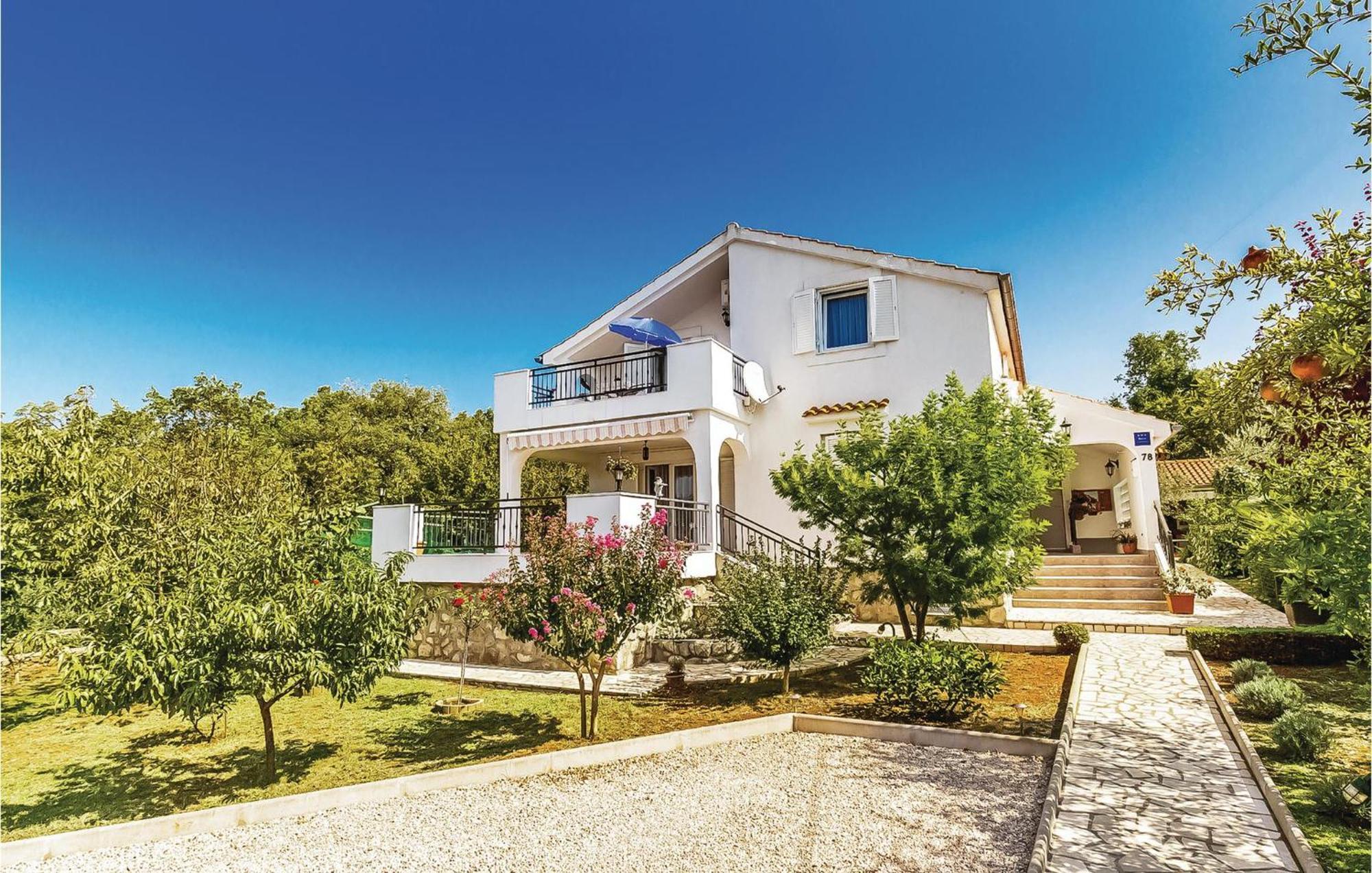 Lovely Apartment In Krk With Wifi Brzac Εξωτερικό φωτογραφία