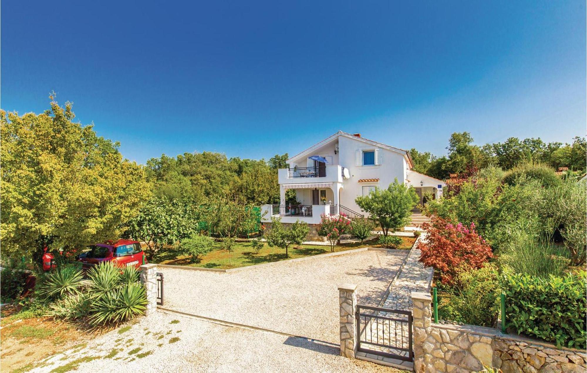 Lovely Apartment In Krk With Wifi Brzac Εξωτερικό φωτογραφία
